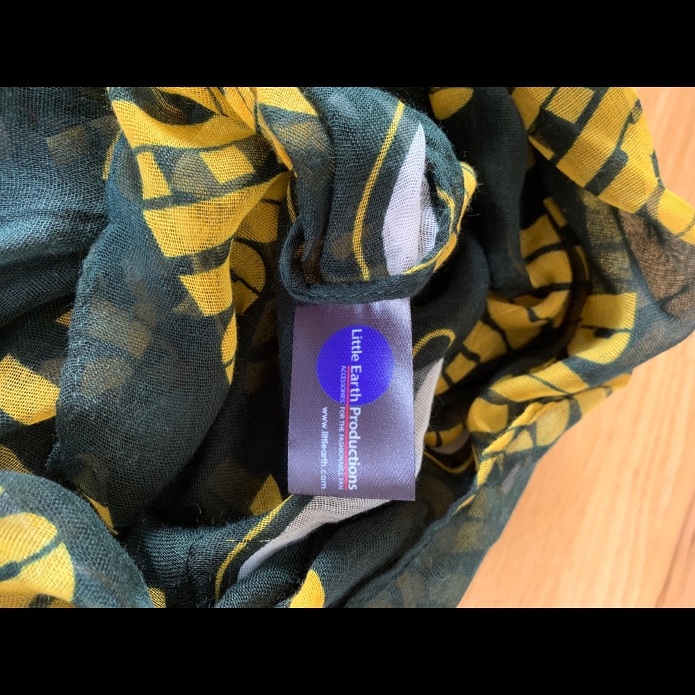 Packer Infinity Scarf 🧣 - Picture 2 of 2